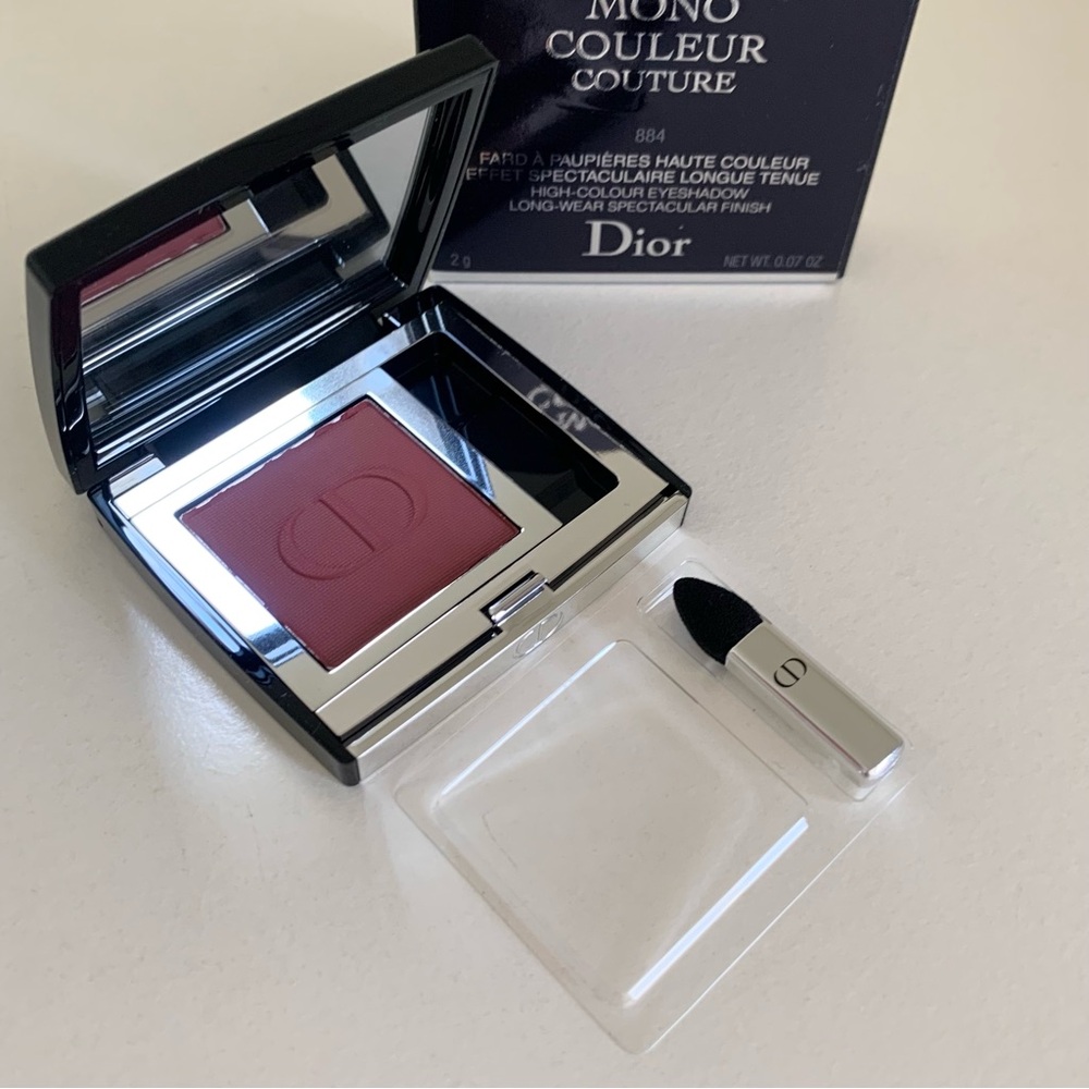 Dior velvet shadow mirrored compact